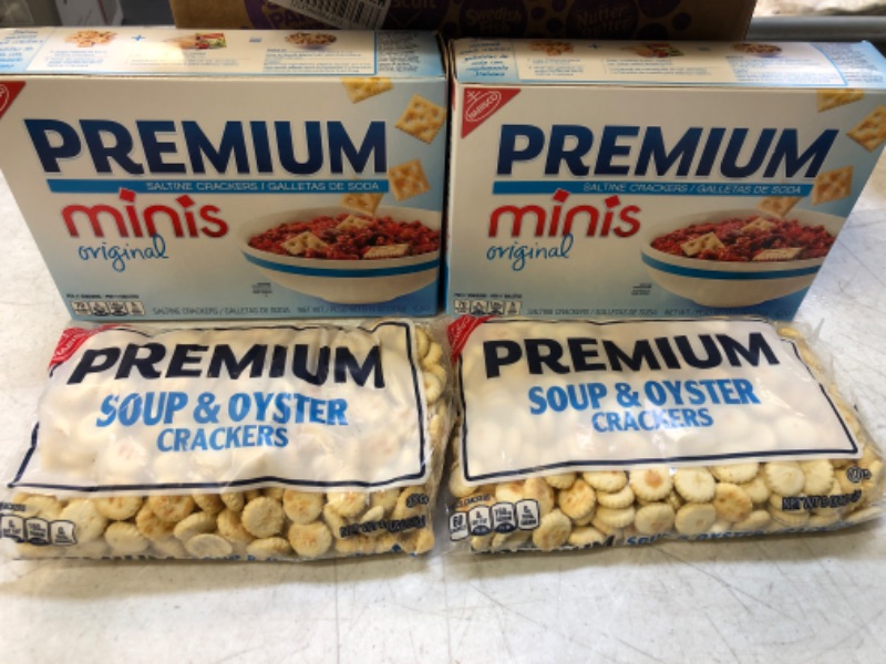 Photo 1 of 2 count premium saltine minis, 2 count premium soup and oyster crackers
exp 10/19-31/2022