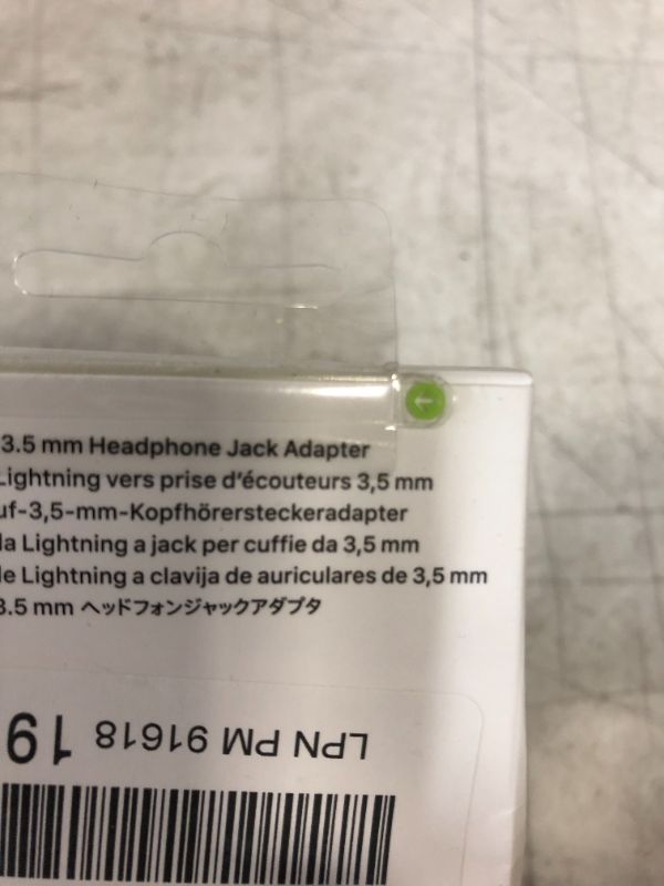 Photo 2 of Apple Lightning to 3.5 mm Headphone Jack Adapter --FACTORY SEALED --
