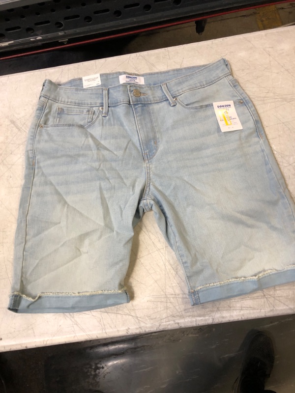 Photo 2 of DENIZEN® from Levi's® Women's Mid-Rise Bermuda Jean Shorts SIZE 12 W31 