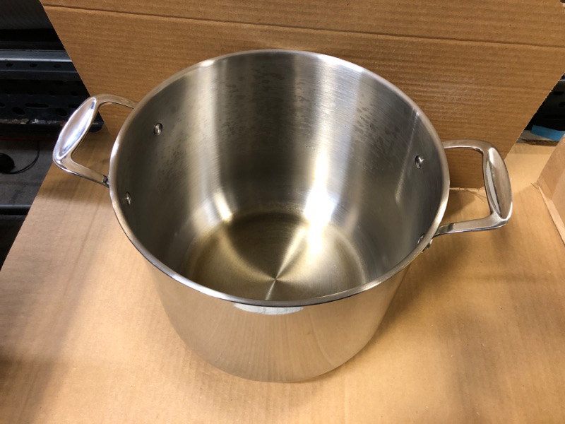 Photo 1 of  Stainless Steel  Pot 