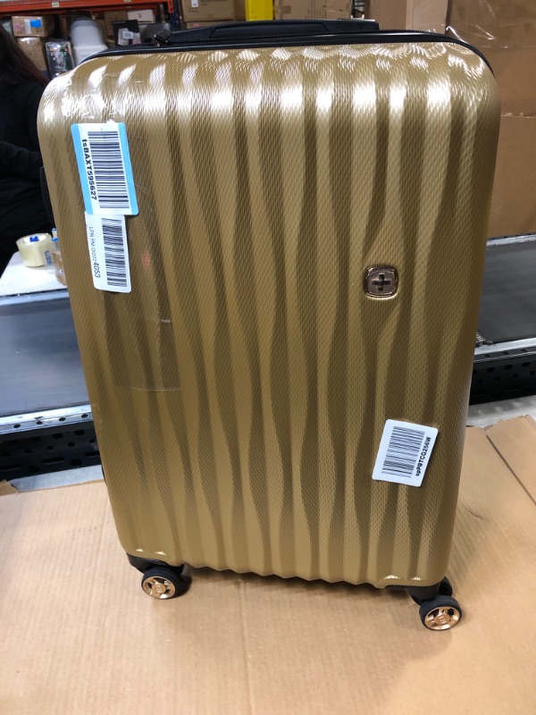 Photo 1 of 25in Luggage Hardside 