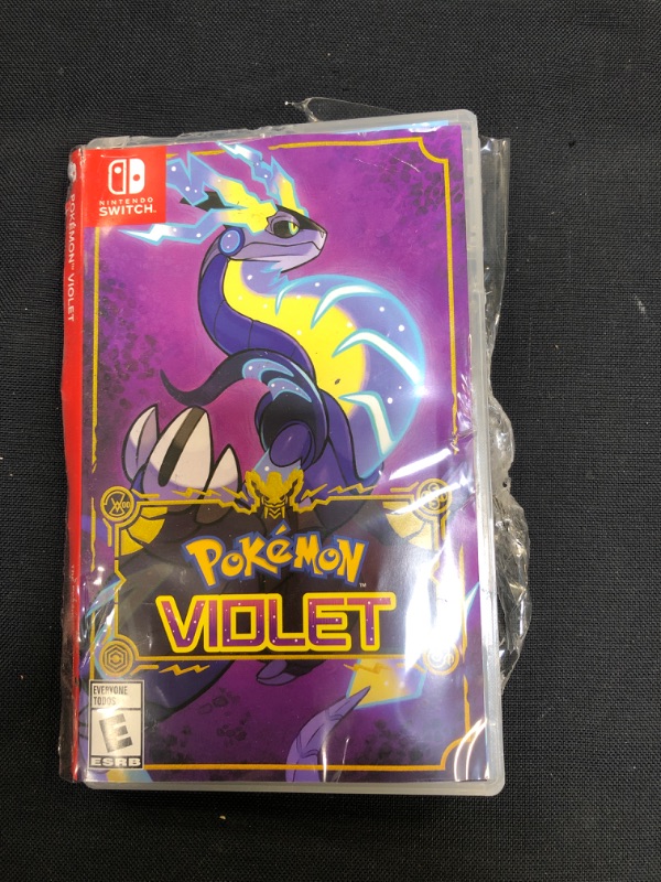 Photo 2 of Pokemon Violet - Nintendo Switch
