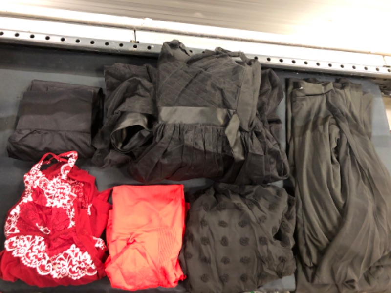 Photo 1 of BAG LOT -- LOTS OF NEW-/GENTLY USED WOMEN CLOTHING -- SIZES VARY