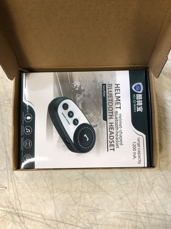 Photo 1 of KUQIBAO?Motorcycle Helmet Bluetooth Headset, Bluetooth 5.0, Waterproof, 1200 mAh Lithium Battery, Long Life, Simple Installation Without Tools (White+Soft Wheat)
