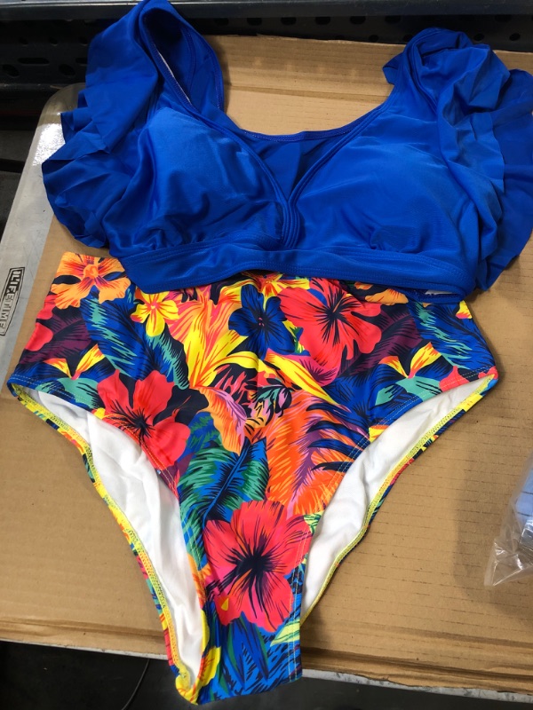 Photo 1 of 1XL--SOLY HUX Women's Plus Size Ruffle Trim Floral Print High Waisted Bikini 2 Piece Swimsuits X-Large Plus Blue Floral