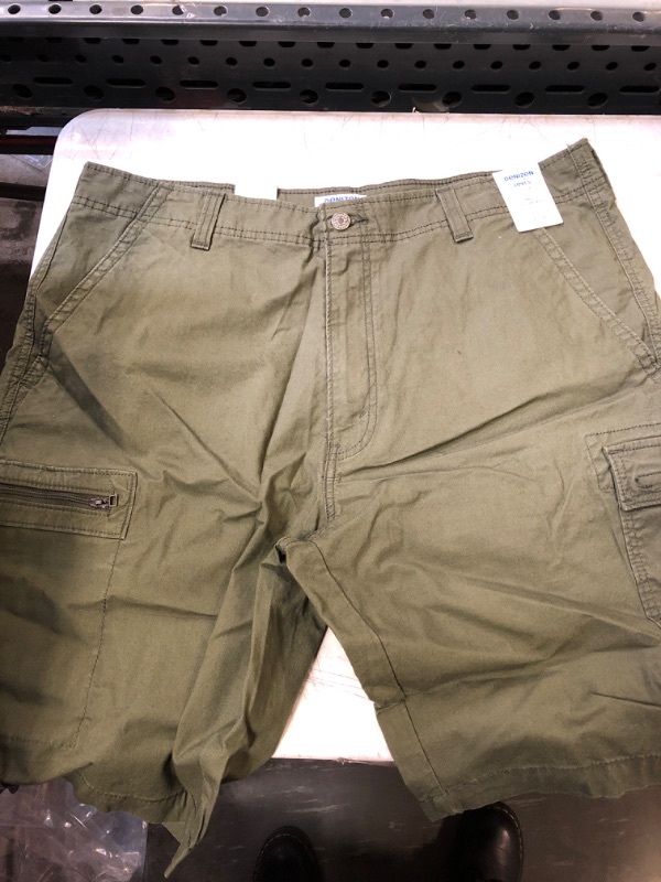 Photo 2 of DENIZEN® from Levi's® Men's 10" Relaxed Fit Modern Cargo Shorts -
38