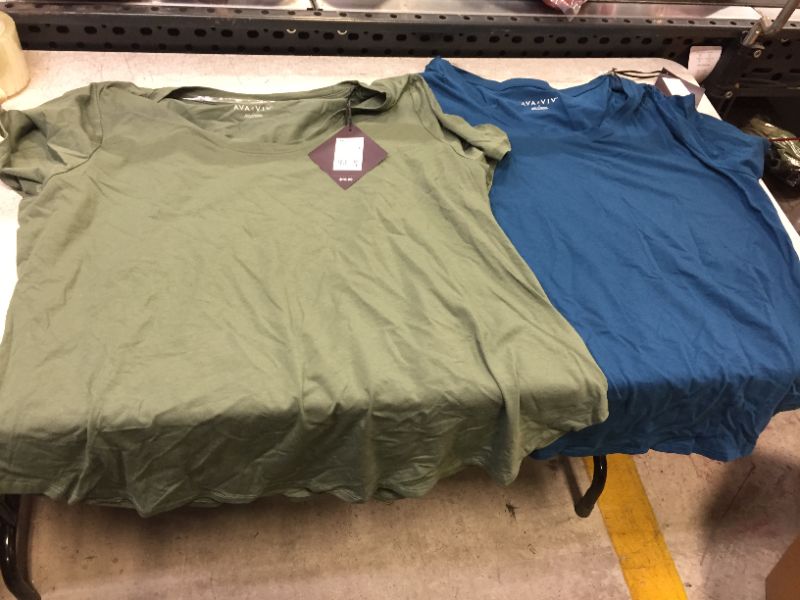 Photo 1 of AVA & VIV WOMEN'S T-SHIRTS-- SIZE 1XL --2 PACK 