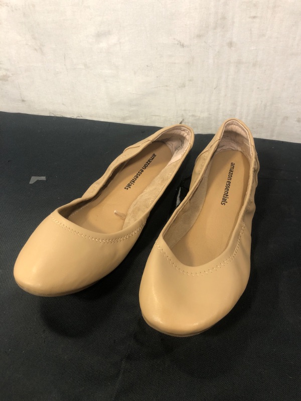 Photo 3 of Amazon Essentials Women's Belice Ballet Flat - Color Beige - Size 9 