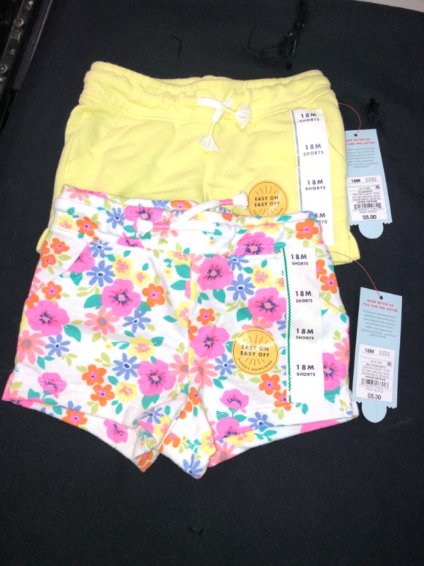 Photo 3 of GIRLS KNIT PULL ON SHORTS , SIZE 18M