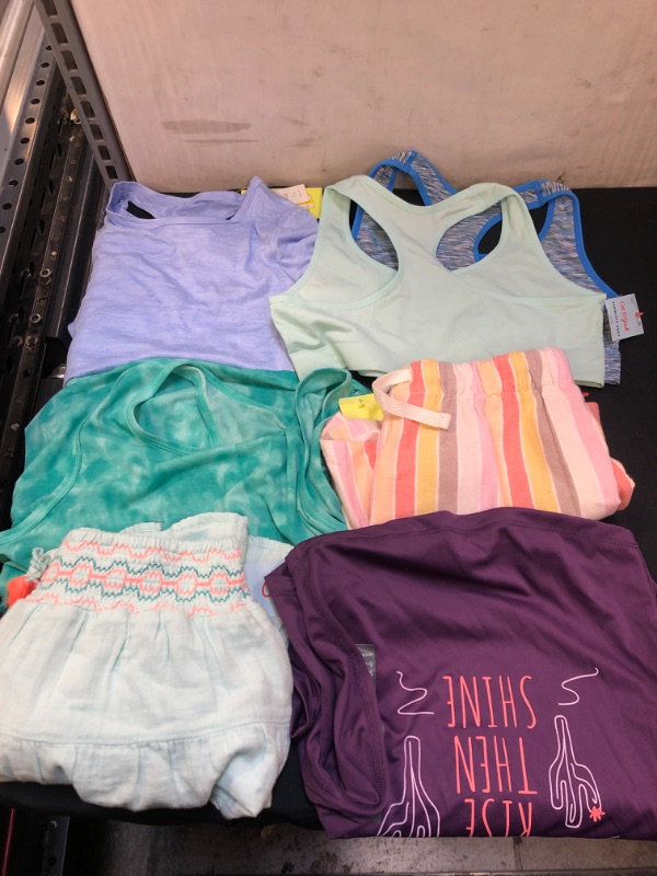 Photo 1 of MISC GIRLS CLOTHES
DIFFERENT SIZES 