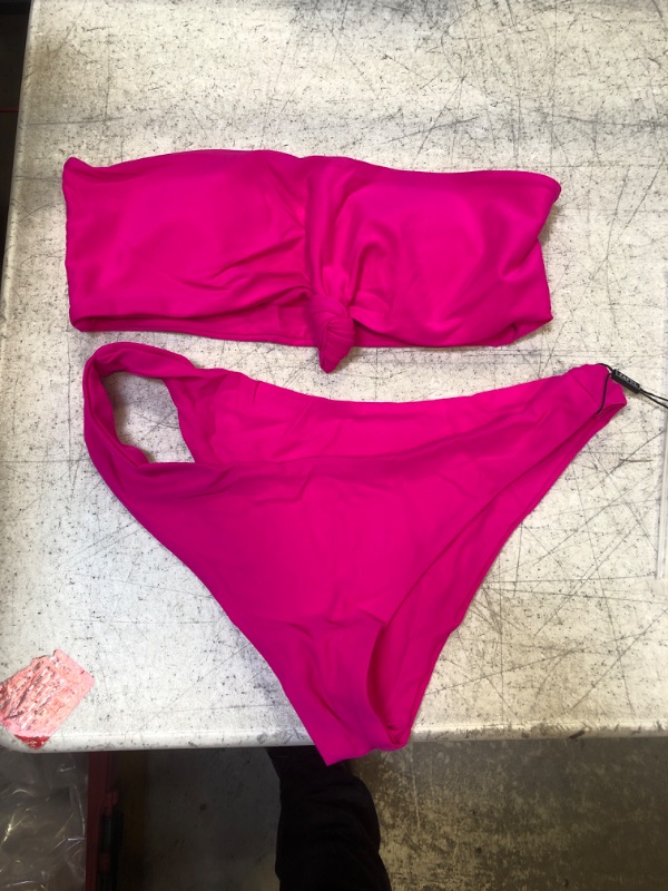 Photo 1 of 2 PIECE BIKINI 
MEDIUM 