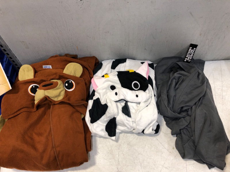 Photo 1 of Adult Pajamas Different Size and Styles