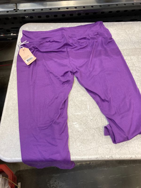Photo 2 of Emme Jordan Women's PJ Pants Capri Mid Rise Stretch Elastic Waist - XL -