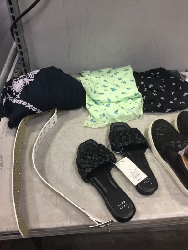 Photo 1 of BAG LOT OF 10 WOMEN ITEMS - DIFFERENT STYLES AND SIZES --SOLD AS IS ---