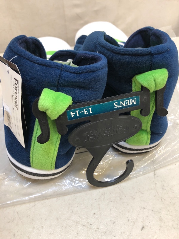 Photo 2 of FOREVER COLLECTIBLES MEN'S SEATTLE SEAHAWKS FOOTBALL HOUSE SLIPPER , SIZE 13-14 