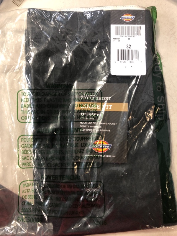 Photo 1 of Dickies Men's Loose-Fit 13" Inseam Work Shorts Solid Black Size 32 NEW