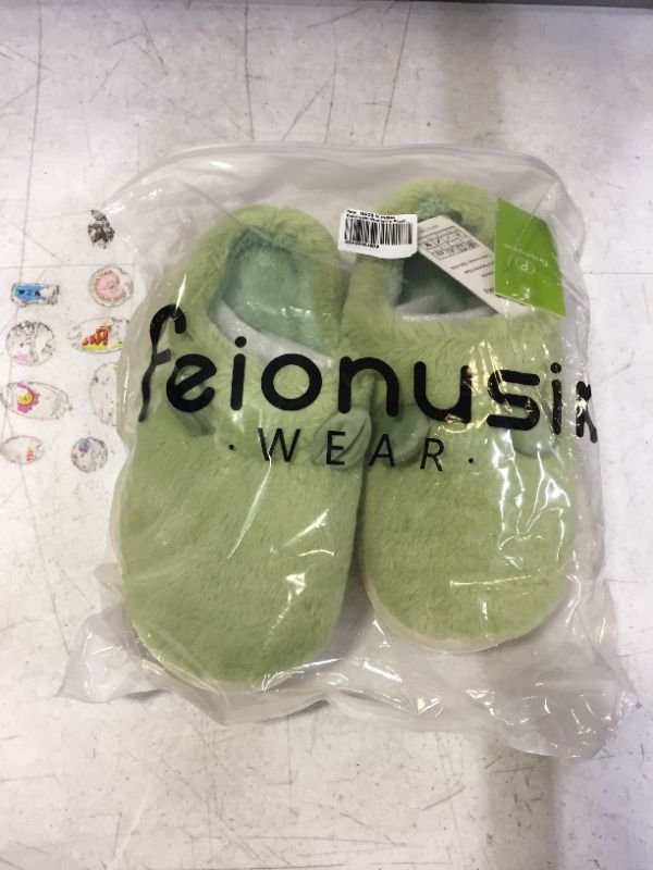 Photo 4 of Feionusin Women's Fluffy House Slipper Soft Cozy Memory Foam Faux Fur Fuzzy Non-Slip Warm Slides Close Toe Cute Animal Bedroom Outdoor Indoor Shoes SIZE EUR 37-38
