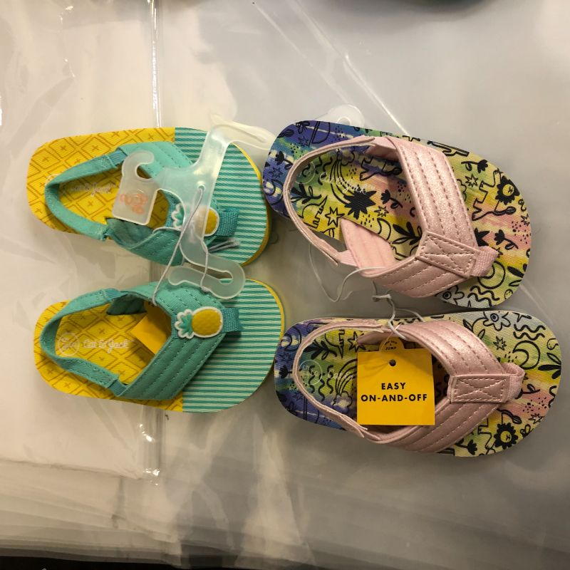 Photo 1 of 2x Toddler Slip-on Flip Flop Sandals Cat & Jack , MultiColored
Size: S 5/6