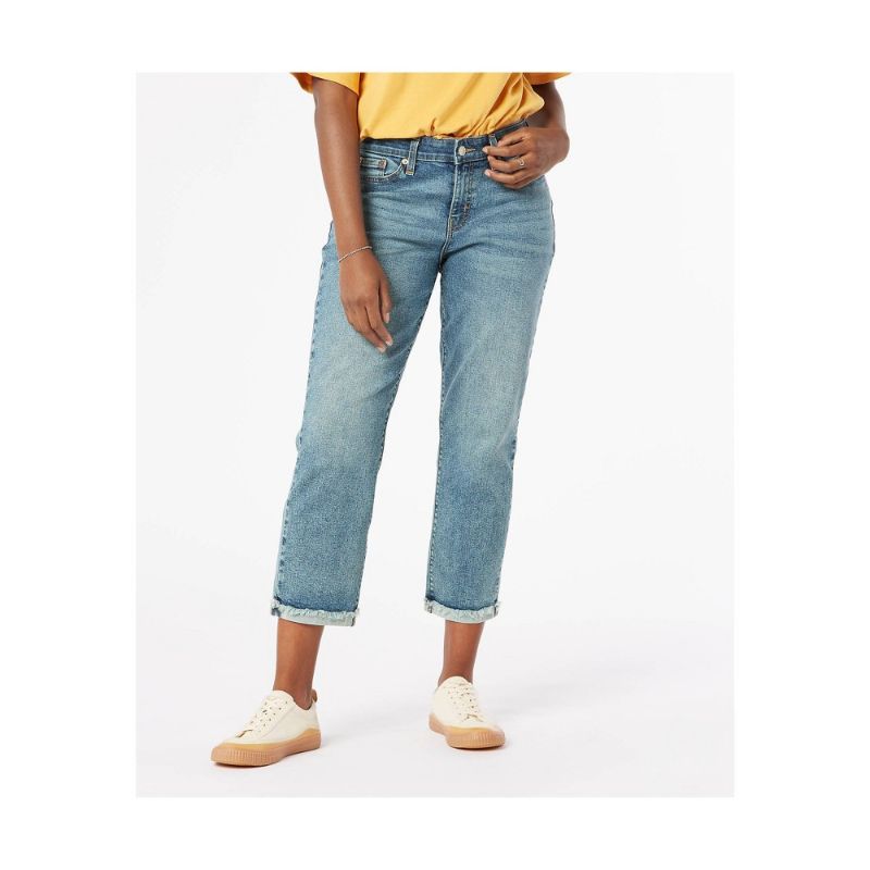 Photo 1 of DENIZEN® from Levi's® Women's Mid-Rise Cropped Boyfriend Jeans--SIZE 12
