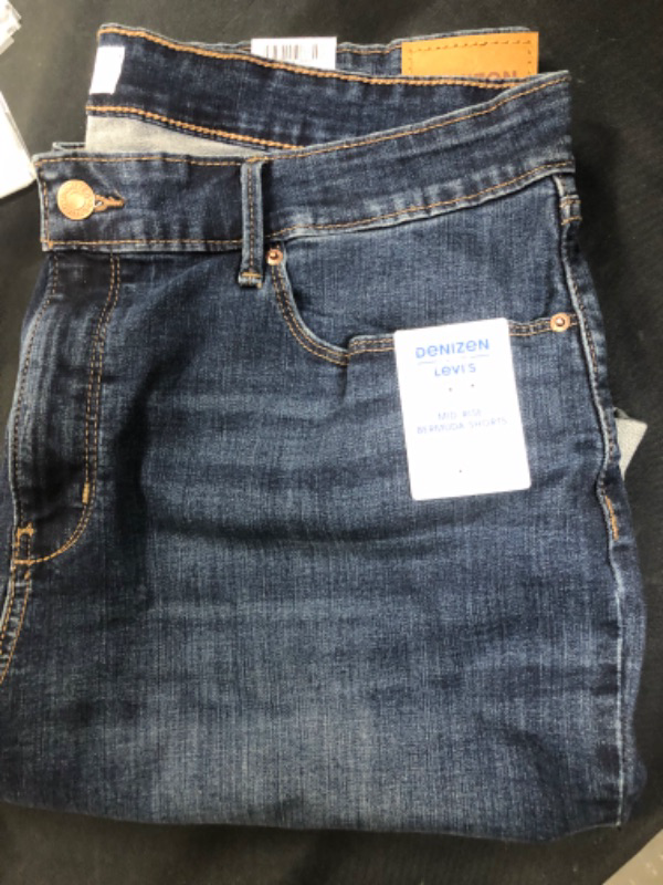 Photo 2 of DENIZEN® from Levi's® Women's Mid-Rise Bermuda Jean Shorts -SIZE 18
