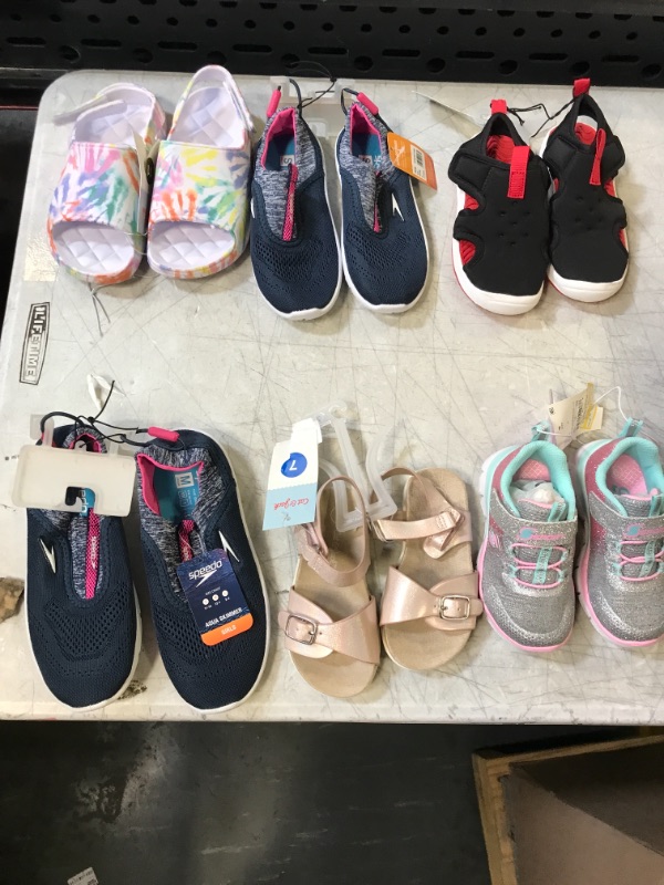 Photo 1 of BAG LOT, MISC. KIDS/TODDLERS FOOTWEAR,(SIZES MAY VARY, BUY AS IS)