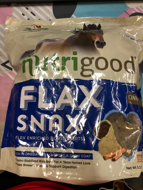 Photo 2 of  Manna Pro Flax Snax Horse Treats | Enriched with Biotin | 3.2 LB