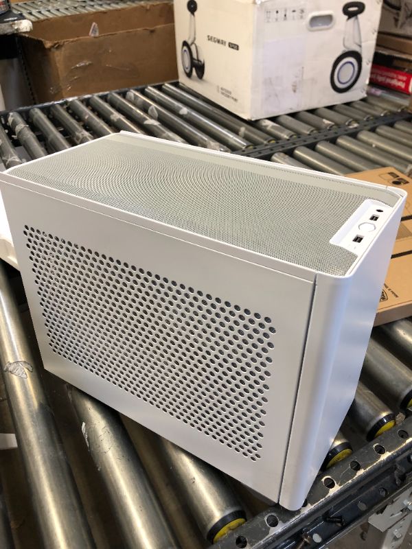 Photo 1 of Cooler Master MasterBox NR200P Mini-ITX Mini-Tower Case (White) -- MINOR SCUFFS / SIGNS OF PREVIOUS USE