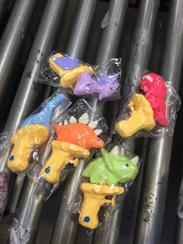 Photo 2 of 5 PCS Dinosaur Water Squirt Guns, Summer Swimming Pool Beach Dinosaur Party Favor Toys for Boys and Girls Age 3 4 5 6 7 8
