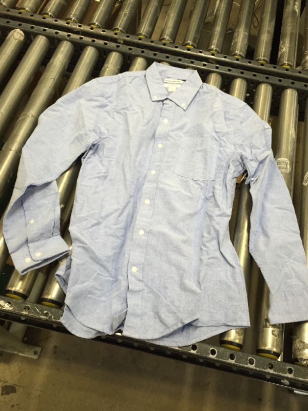 Photo 2 of Amazon Essentials Men's Slim-fit Long-Sleeve Solid Pocket Oxford Shirt Size Medium
