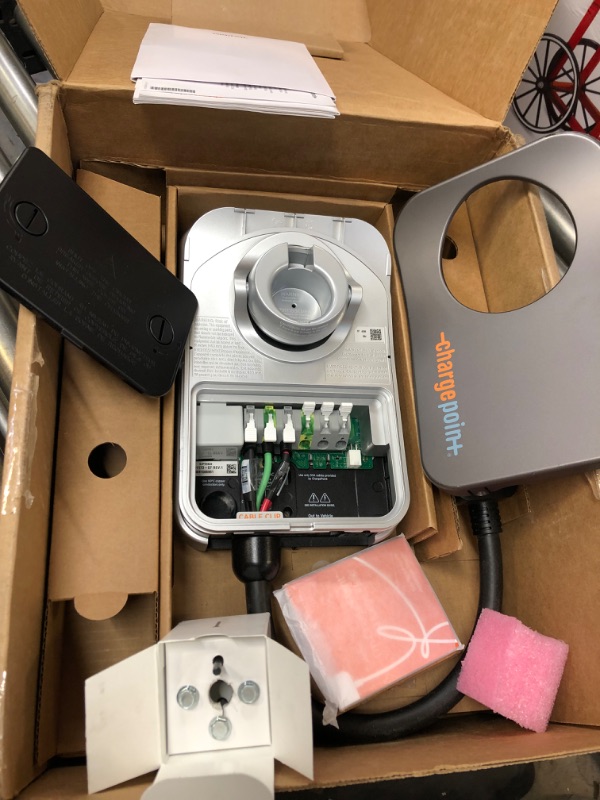 Photo 2 of *** SOLD FOR PARTS *** ChargePoint Home Flex Electric Vehicle (EV) Charger upto 50 Amp, 240V, Level 2 WiFi Enabled EVSE, UL Listed, Energy Star, NEMA 6-50 Plug or Hardwired, Indoor/Outdoor, 23-Foot Cable 
