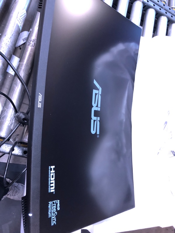 Photo 2 of ASUS TUF Gaming 27" 16:9 Curved 165 Hz FreeSync QHD VA Gaming Monitor