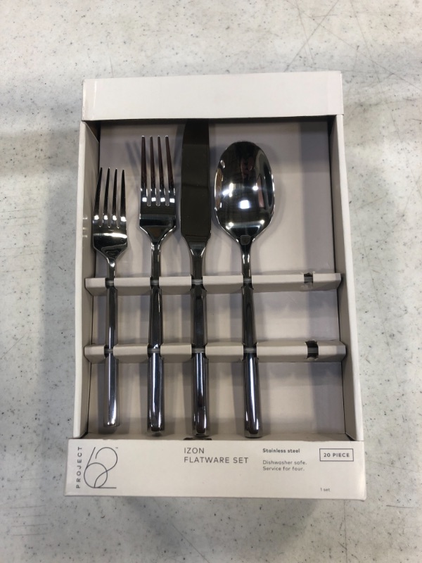 Photo 1 of 20pc Izon Flatware Set Silver - Project 62™ ( MISSING ONE ITEM ) 

