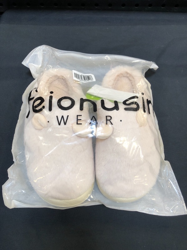 Photo 2 of Feionusin Women's Fluffy House Slipper Soft Cozy Memory Foam Faux Fur Fuzzy Non-Slip Warm Slides Close Toe Cute Animal Bedroom Outdoor Indoor Shoes SIZE 4.5-5
