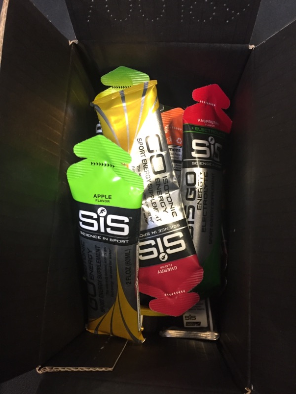 Photo 1 of SCIENCE IN SPORT ISOTONIC ENERGY GELS 11 PCK 
EXP 02/23