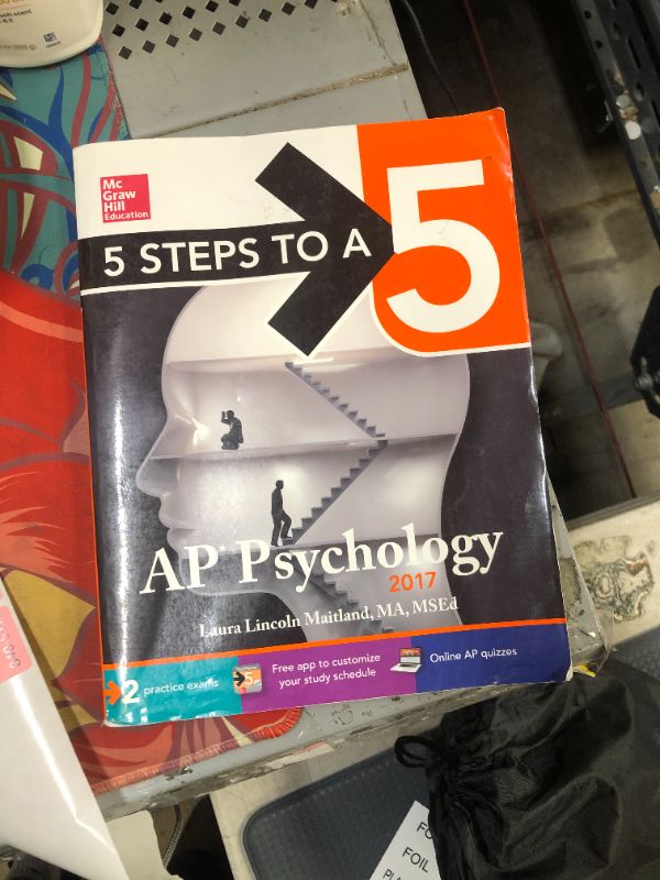 Photo 2 of 5 Steps to a 5 AP Psychology 2017 (McGraw-Hill 5 Steps to A 5) 8th Edition

