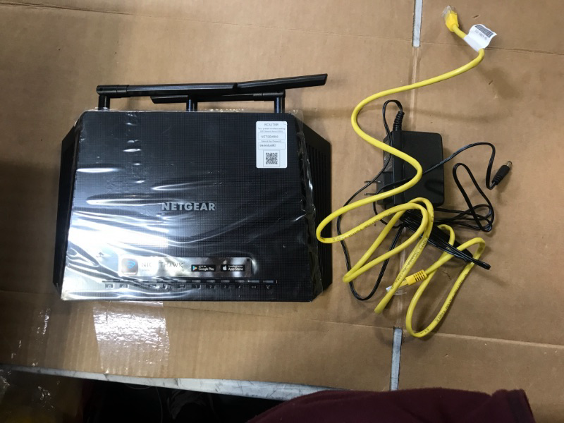 Photo 1 of NETGEAR Nighthawk Smart Wi-Fi Router, R6700 - AC1750 Wireless Speed Up to 1750 Mbps | Up to 1500 Sq Ft Coverage & 25 Devices | 4 x 1G Ethernet and 1 x 3.0 USB Ports | Armor Security
