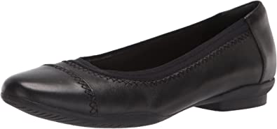 Photo 1 of Clarks Women's Sara Bay Ballet Flat (7)
