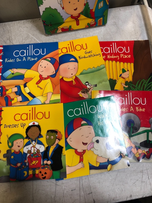 Photo 3 of Caillou: My Storytime Box (Clubhouse series)