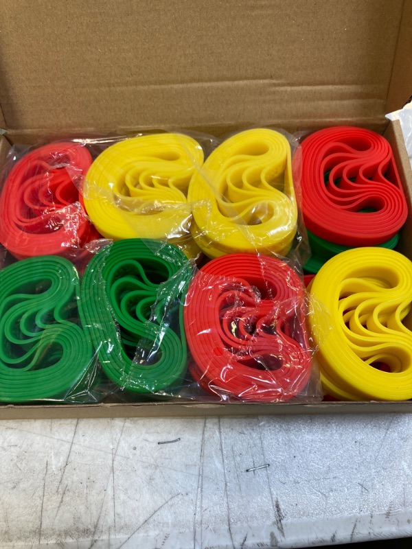 Photo 2 of 150 Pieces Social Distancing Colored Wristbands for Events Identification Red Yellow Green Silicone Wristbands Color Coordinated Wedding Wrist Bands Bracelets for Office Family Family Adults Students
