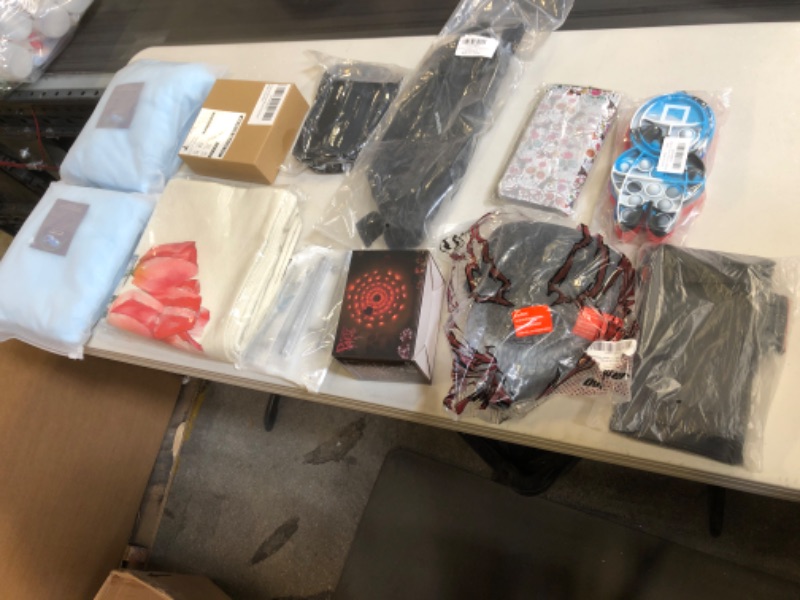 Photo 1 of 12 ITEM BAG LOT