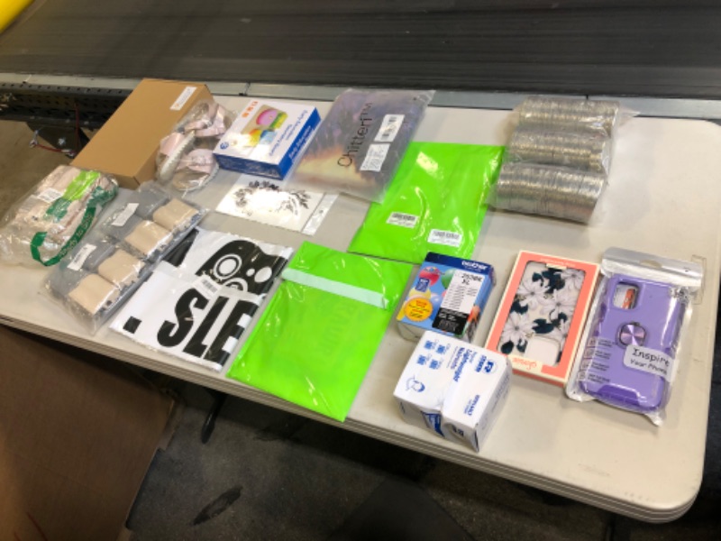 Photo 1 of 15 ITEM ASSORTED BAG LOT 
