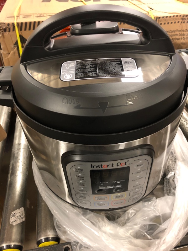 Photo 2 of 8 qt. Stainless Steel Duo Electric Pressure Cooker