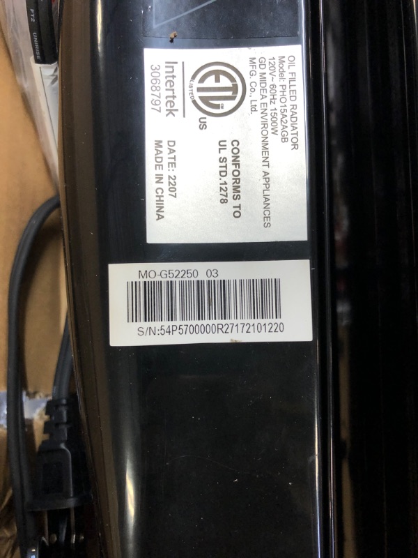 Photo 1 of PELONIS PHO15A2AGB, Basic Electric Oil Filled Radiator,black space heater, 26.10 x 14.20 x 11.00------barely used-------missing some items and hardware
