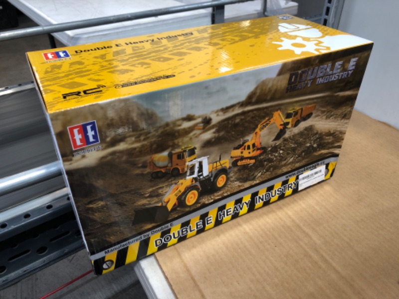 Photo 2 of Double E Radio Control Excavator---factory sealed 
