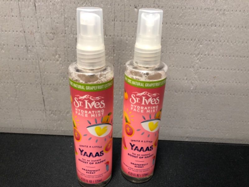 Photo 1 of Face Mist Yaaas, Grapefruit Scent, 4.23 fl oz each (Pack of 2)
