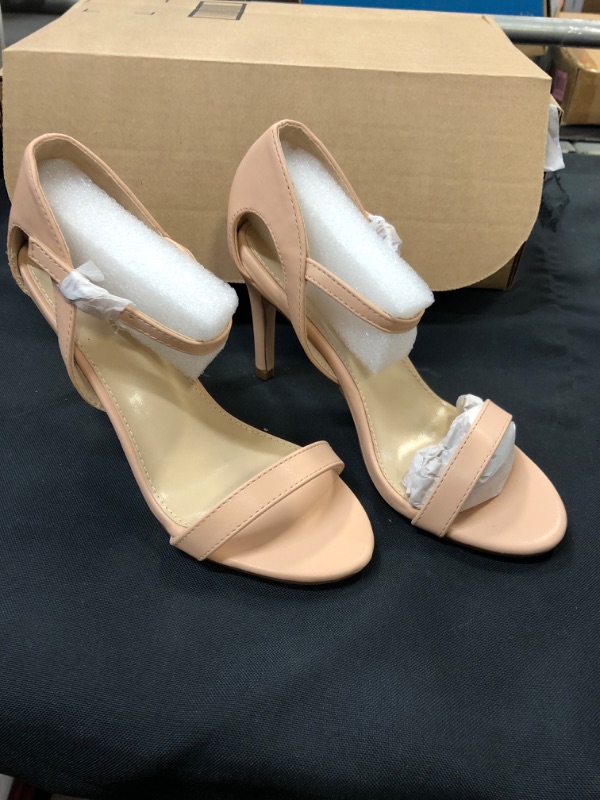 Photo 1 of CHIC PIE  NUDE Heeled Sandal SIZE 5.5