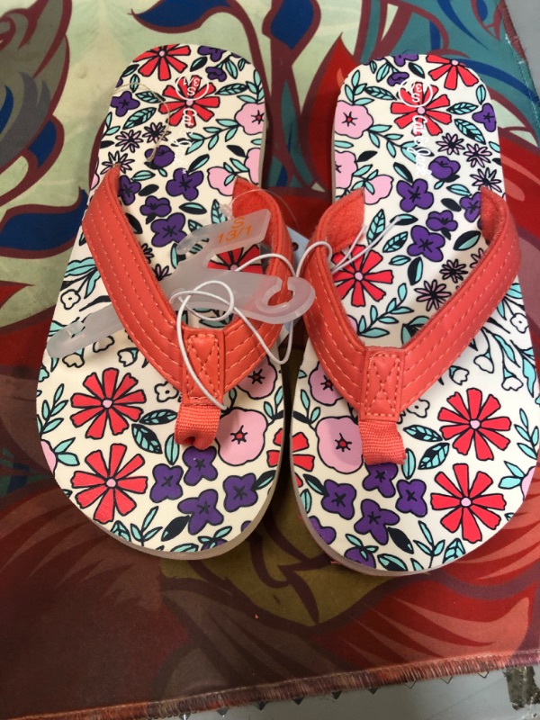 Photo 2 of Girls' Ava Slip-on Thong Sandals - Cat & Jack Coral , Pink Size 13/1 Small 
 