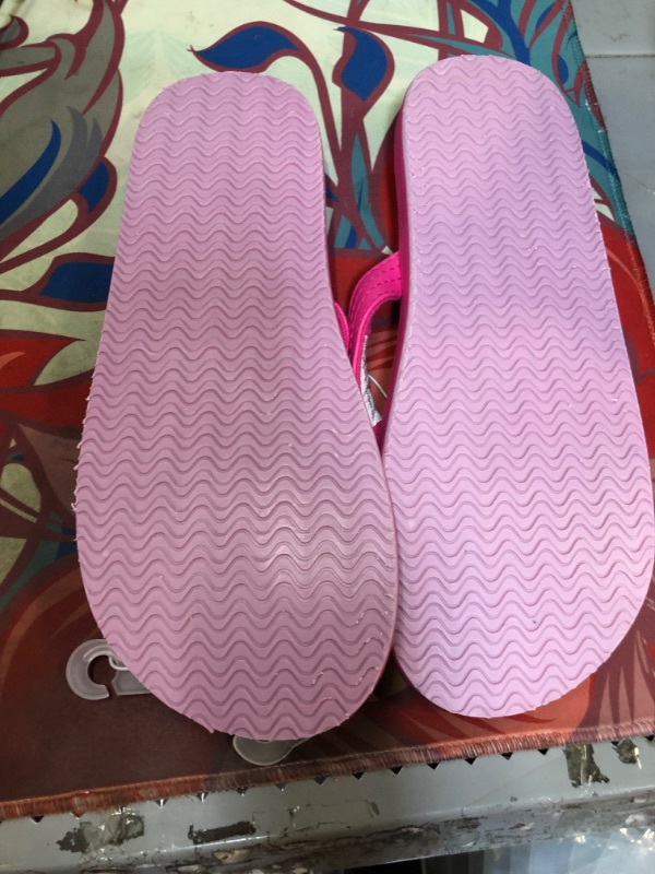 Photo 3 of Girls' Ava Slip-on Thong Sandals - Cat & Jack Pink Size 6 XL
