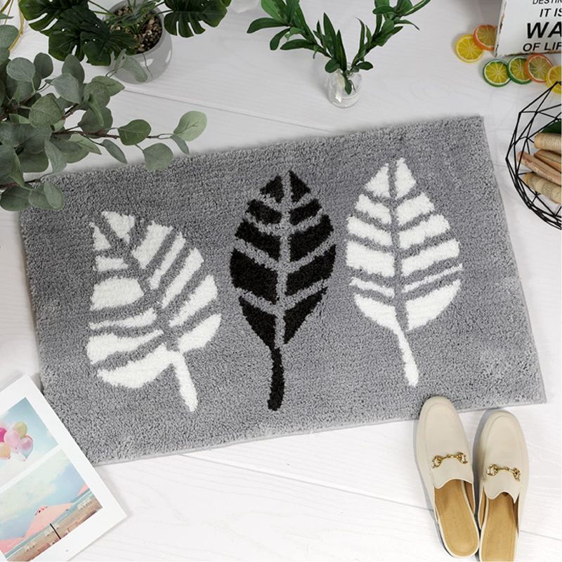 Photo 1 of BESUNTEK Indoor Doormat, 15.7 X 23.6 Inch Super Absorbent Inside Bathroom Rugs Shaggy Outdoor Doormat Front Door Welcome Mat Non Slip Backing Machine Washable for Kitchen Living Room  -- Factory Sealed -- 
