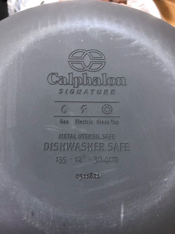 Photo 4 of Calphalon Signature Nonstick 12-In. Flat-Bottom Wok